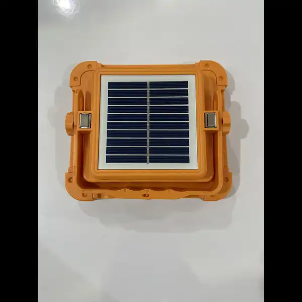 پروژکتور خورشیدی ۱۰۰ وات مدل solari