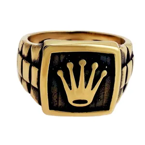 انگشتر مردانه طرح تاج مدل طلاروس کد  874ANM