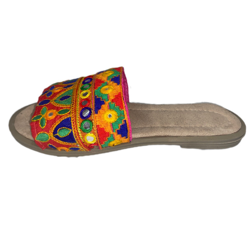صندل زنانه مدل سوزن دوزی