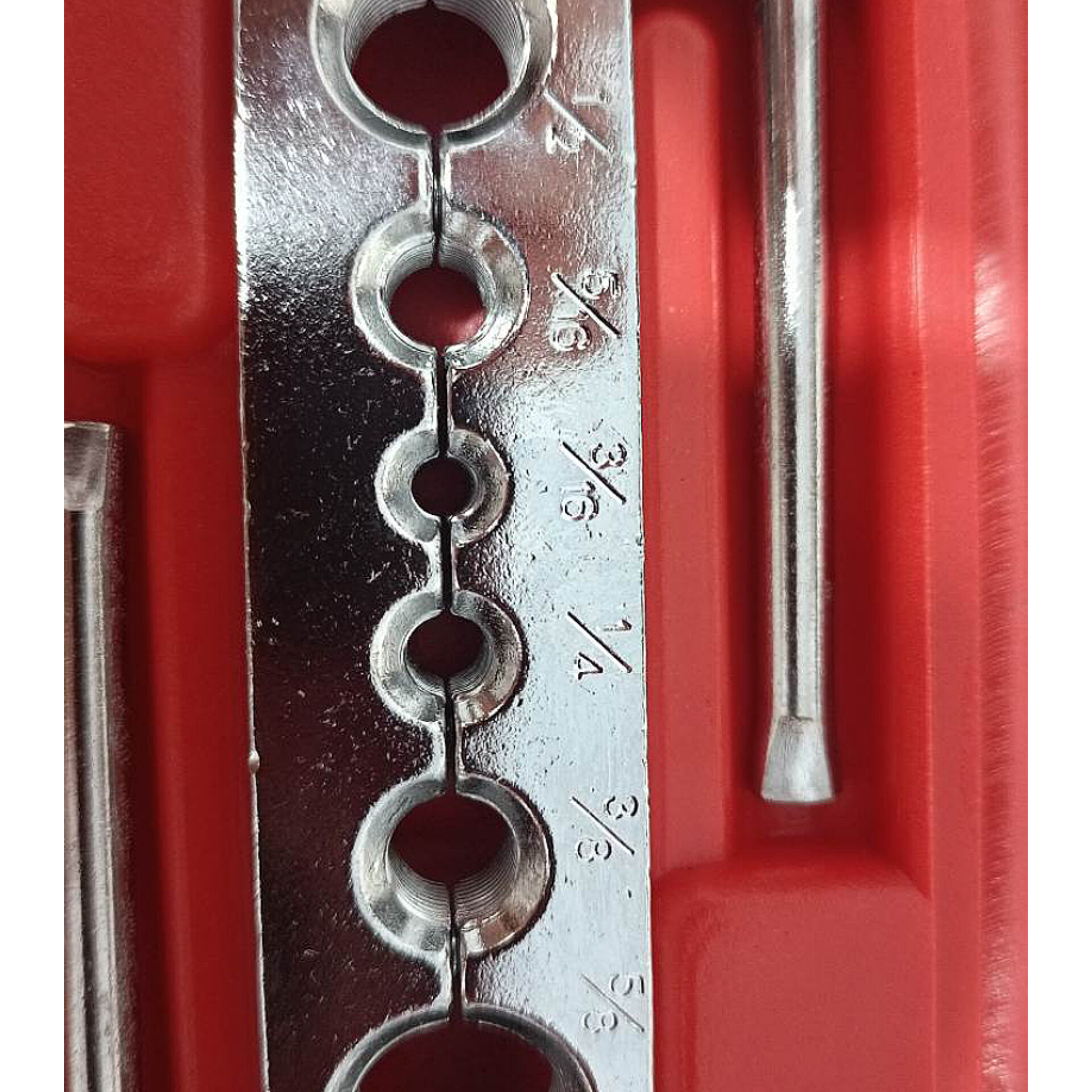 مجموعه 8 عددی لوله بر و لوله پرچ کن مدل 2024