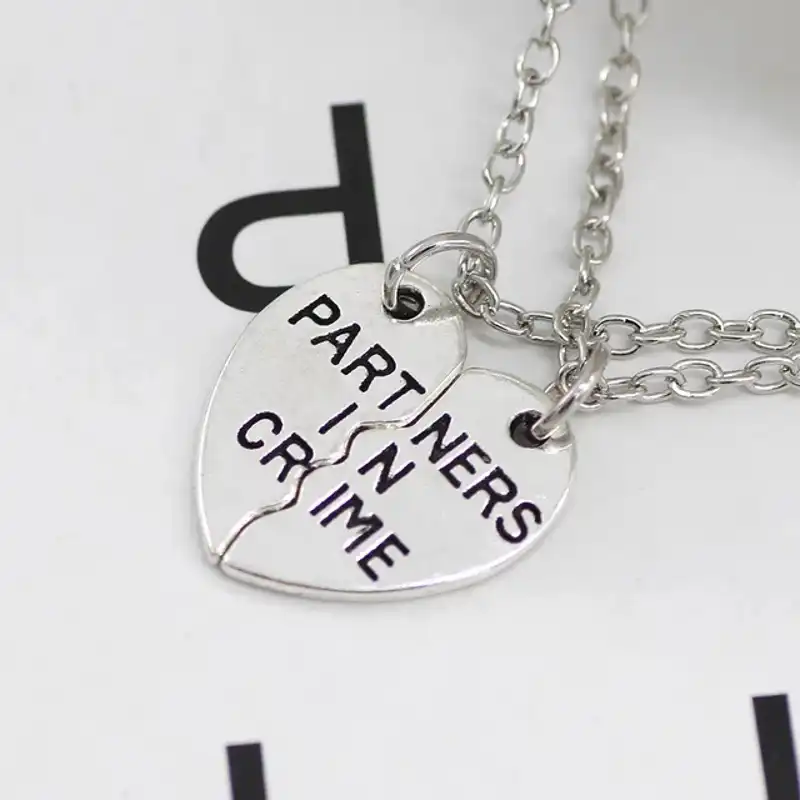 گردنبند زنانه مدل قلب دوستی بسته 2 عددی