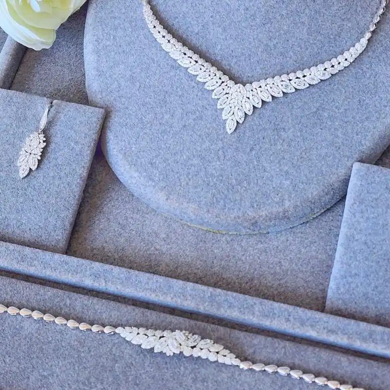 نیم ست نقره زنانه مدل 0185