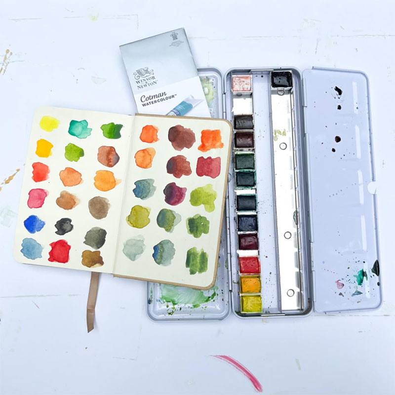 آبرنگ 12 رنگ وینزور اند نیوتن مدل Cotman کد 0390453