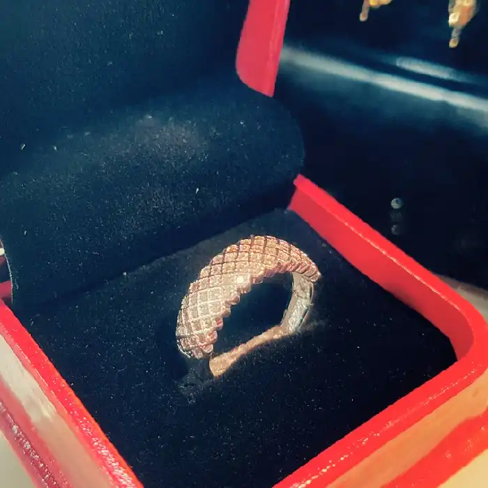 انگشتر زنانه مدل پرنس کد P200