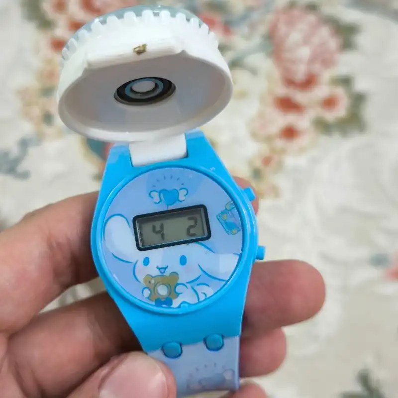 ساعت مچی دیجیتال مدل اسپینری بند سیلیکونی