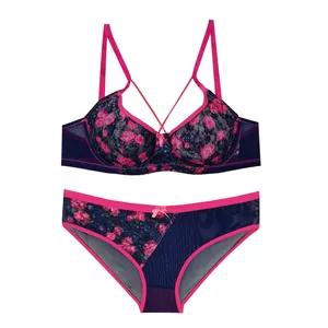 ست شورت و سوتین زنانه مدل فنری گل بهار