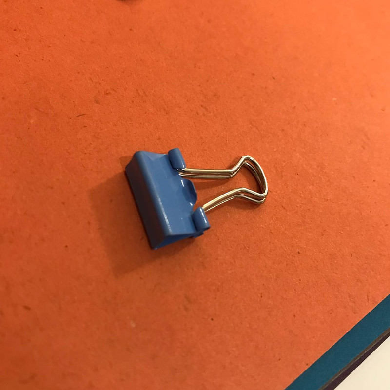 گیره کاغذ مدل دی وای بسته 20 عددی گیره کاغذ مدل دی وای بسته 20 عددی