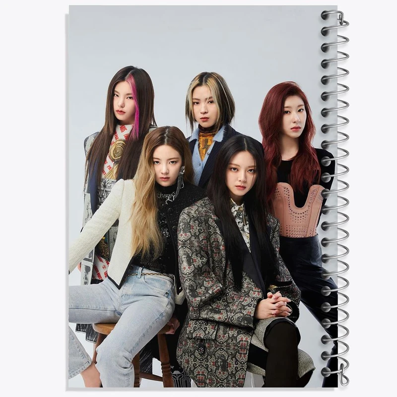 دفتر نقاشی 50 برگ خندالو مدل گروه ایتزی ITZY کد 12460