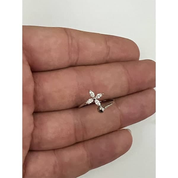 انگشتر نقره زنانه مدل گل و گوی کد 897665