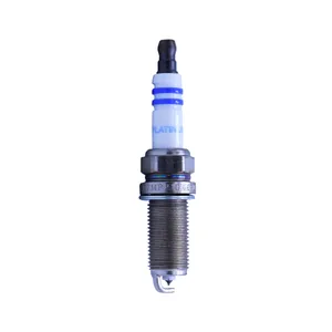 شمع خودرو بوش مدل تک پلاتین سوزنی پایه بلند کد 6765-FR7MPP10 بسته 4 عددی