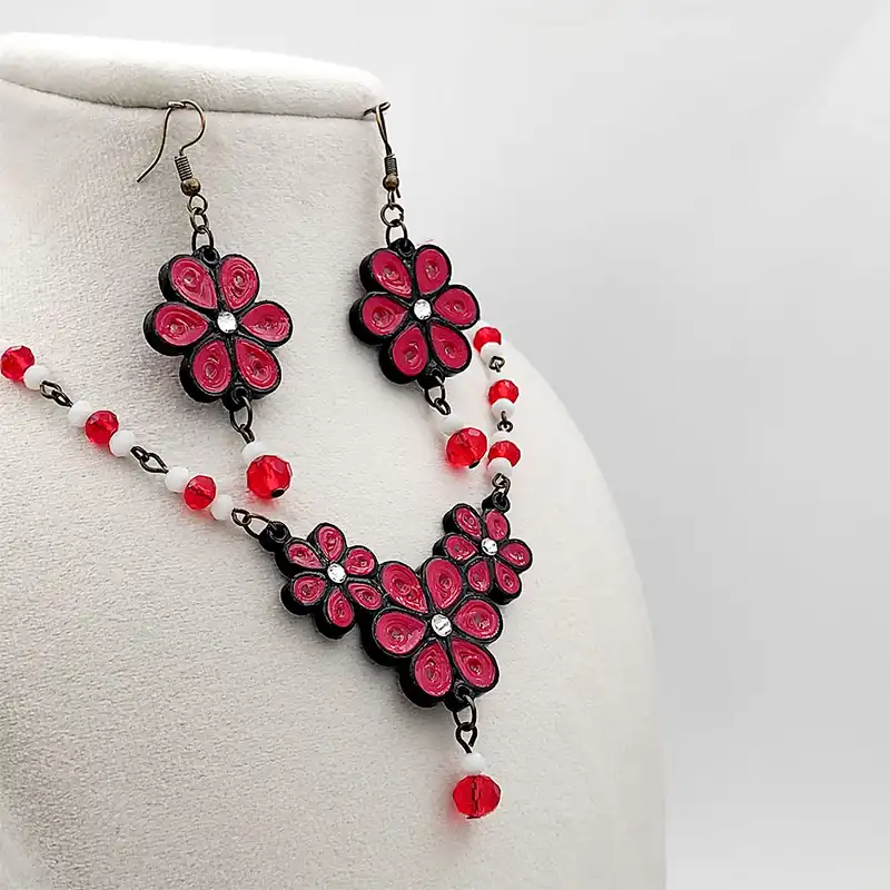 نیم ست زنانه مدل دست ساز طرح گل کد H024