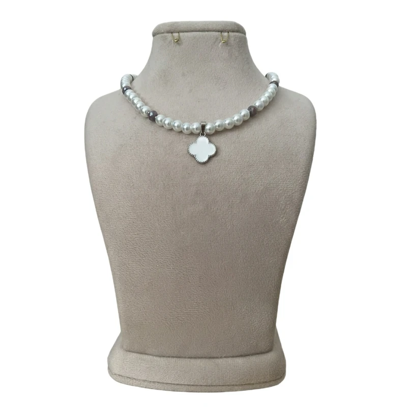 گردنبند زنانه مدل مرواریدی طرح مدال ونکلیف