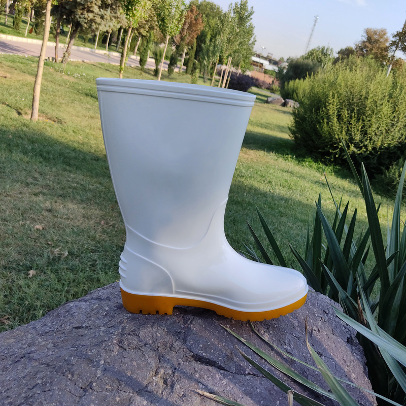 چکمه ایمنی مدل ممتاز