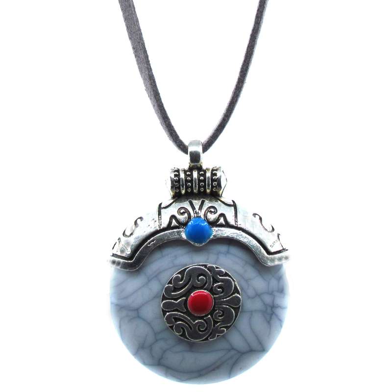 گردنبند دخترانه طرح تبتی کد TBT006