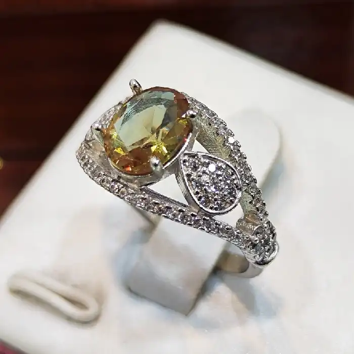 انگشتر نقره زنانه مدل سنگ الکساندریت کد 544