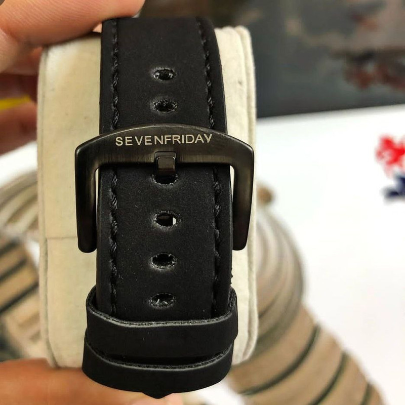 ساعت مچی عقربه‌ای مردانه  مدل تک موتور 02