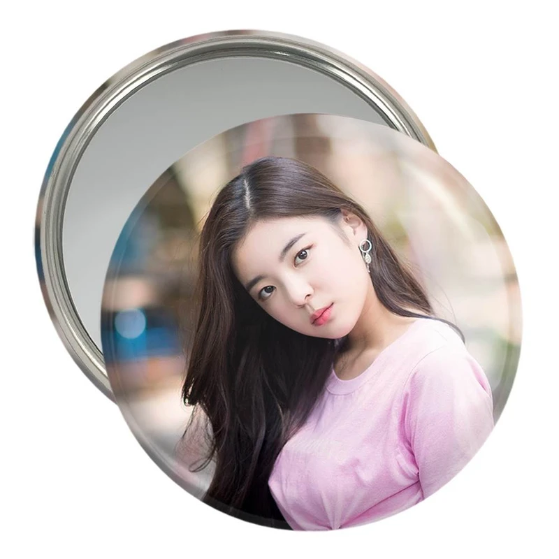 آینه جیبی خندالو مدل گروه ایتزی ITZY  کد 12452