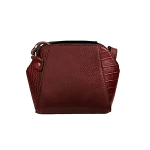 کیف چرمی مدل لاله