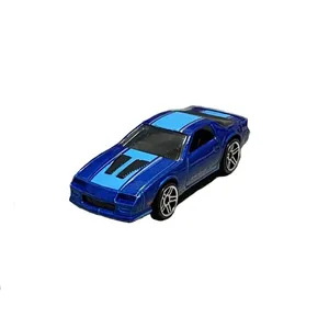 ماشین بازی هات ویلز مدل Chevrolet Camaro IROC Z کد GTC16 - 4982
