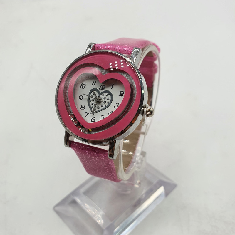 ساعت مچی عقربه ای دخترانه مدل P12