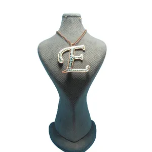 گردنبند زنانه مدل حرف ایی کد 049