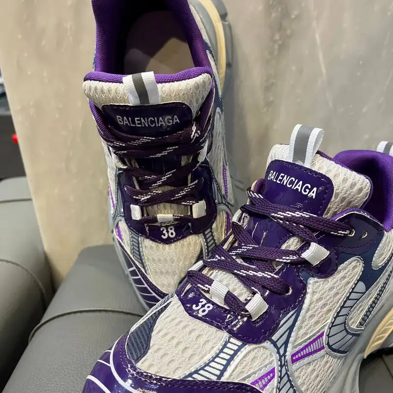 کفش پیاده روی زنانه مدل Znb