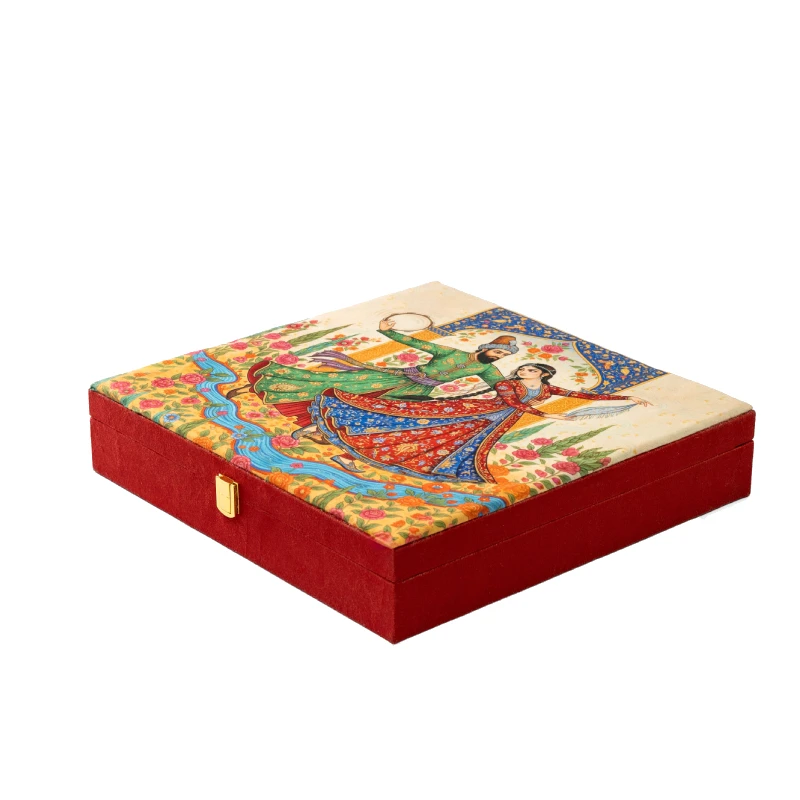 جعبه هدیه مدل GH-03 طرح زن و مرد قاجاری