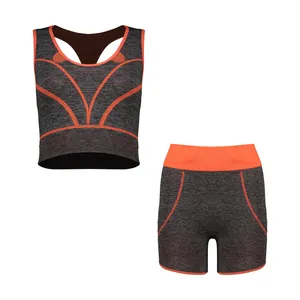 ست نیم تنه و شلوارک ورزشی زنانه مدل 0102