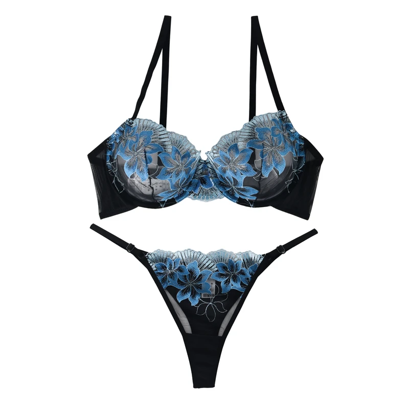 ست شورت و سوتین زنانه برتا مدل توری کد 2020BA