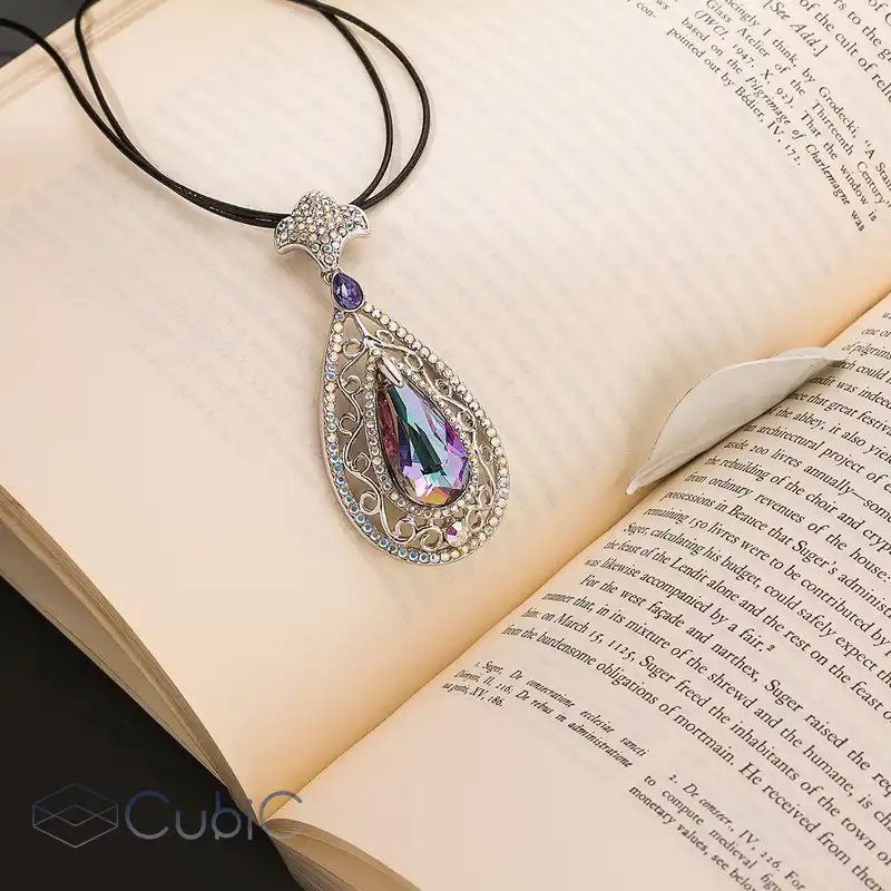 گردنبند زنانه کوبیک مدل QN-261056
