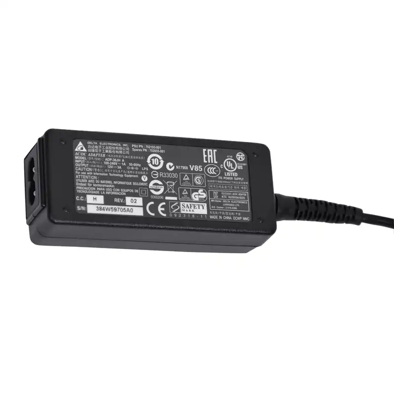 آداپتور 12 ولت 3 آمپر دلتا مدل RAH65BAR