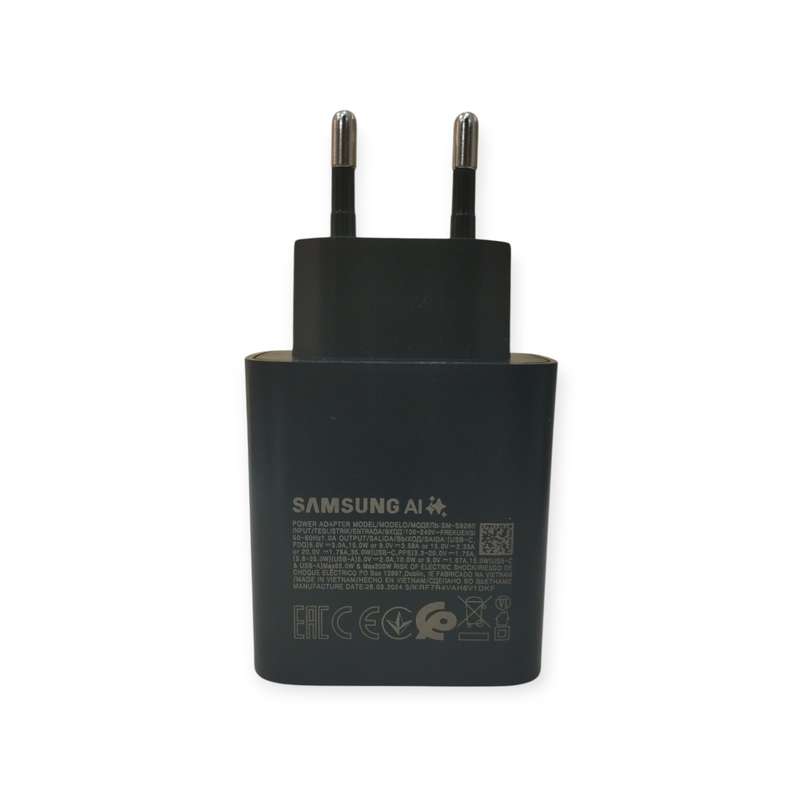 شارژر دیواری 45 وات دو پورت مدل EP-9260 شارژر دیواری 45 وات دو پورت مدل EP-9260