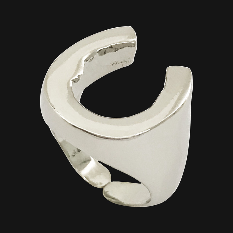 انگشتر گالری عزیزی طرح نعل مدل 15830