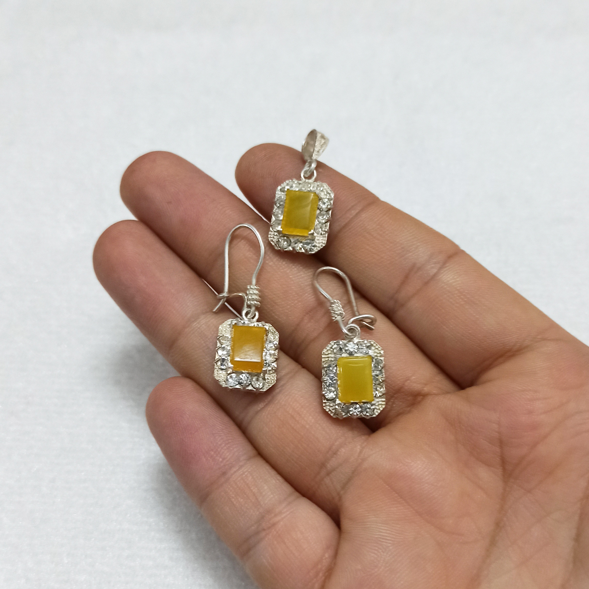 نیم ست نقره زنانه سلین کالا مدل شرف الشمس کد ce-shams5