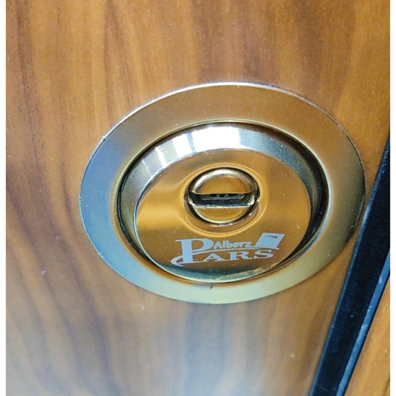 در ضد سرقت مدل سارای گردو کد m003 در ضد سرقت مدل سارای گردو کد m003