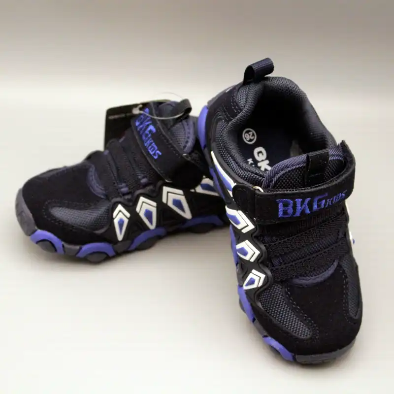 کفش راحتی پسرانه بی کی جی کیدز کد 09