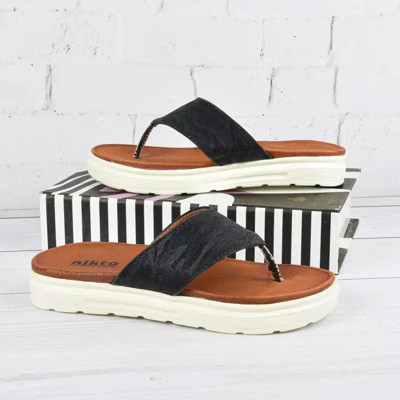 دمپایی لاانگشتی زنانه نیکتا مدل لیون کد BK.2957