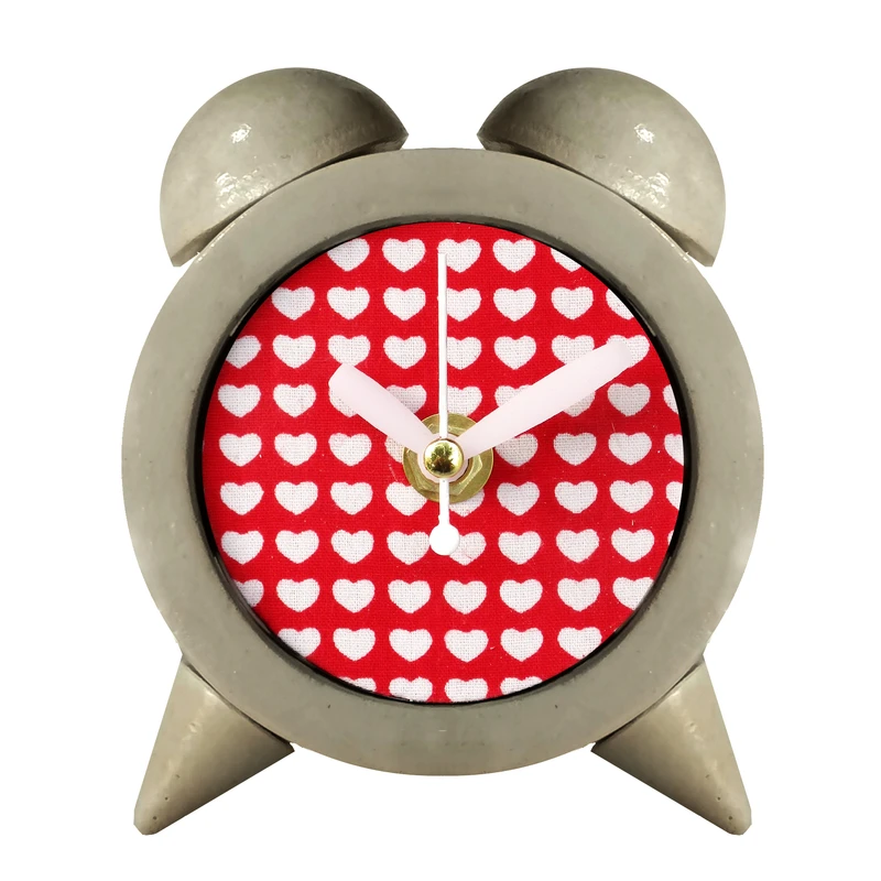 ساعت رومیزی مدل love