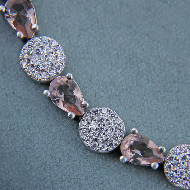 دستبند نقره زنانه مدل سنگ الکساندریت نگین برلیان بدون ریزش آبکاری رادیوم کد DP_799