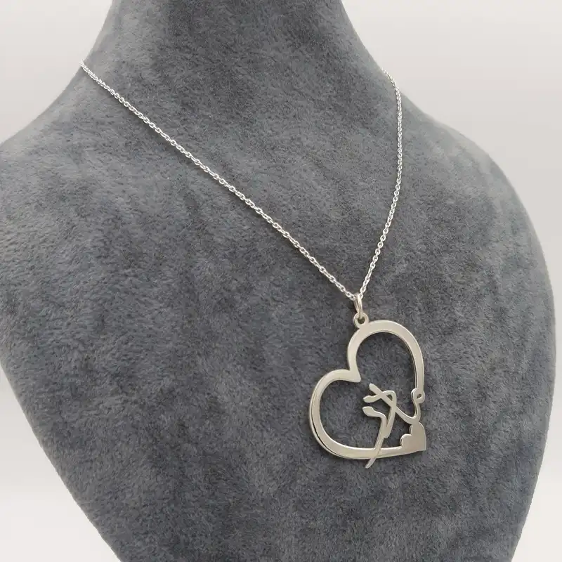 گردنبند نقره زنانه مدل پلاک مادر و قلب
