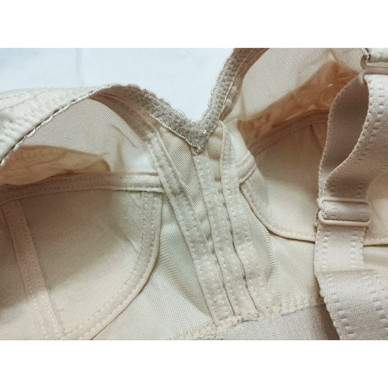 سوتین زنانه پریا مدل مادام کش پهن گلدوزی رنگ کرم