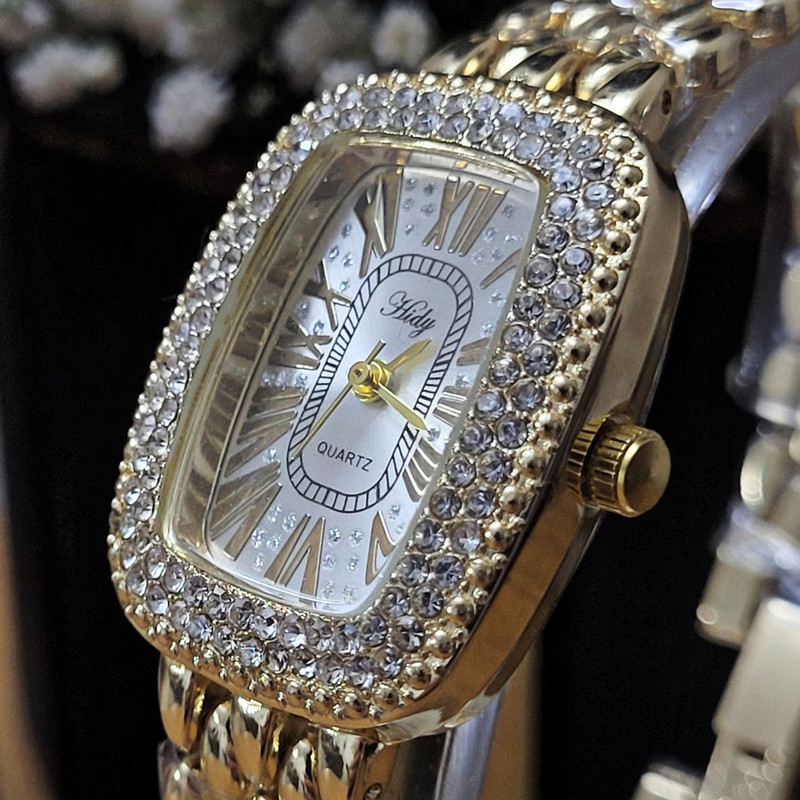 ساعت مچی عقربه ای زنانه مدل فول نگین t2