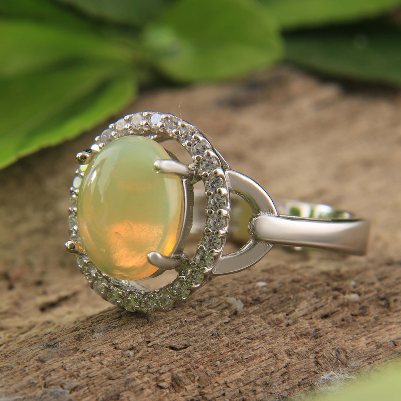 انگشتر نقره زنانه بازرگانی میلادی مدل اوپال نگین برلیان ابکاری رادیوم کد AWR_1373