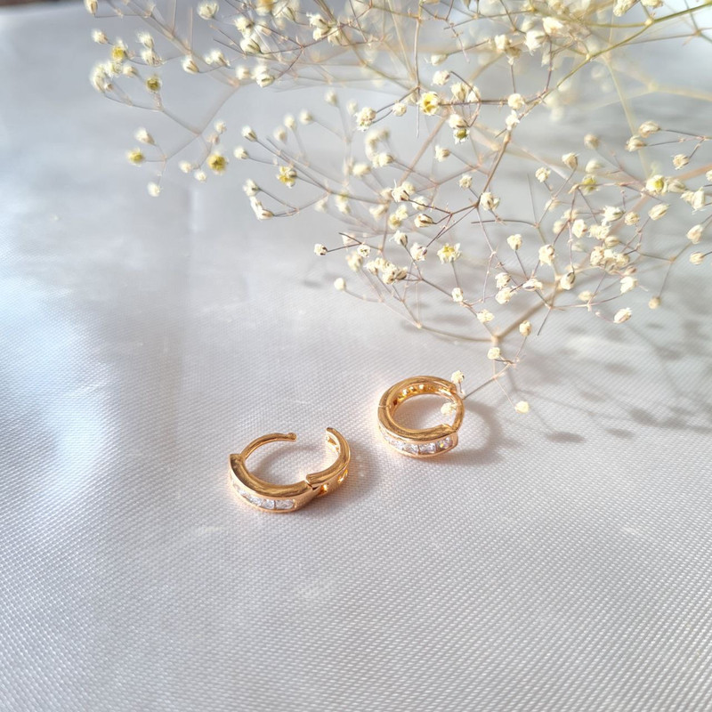گوشواره زنانه ژوپینگ مدل نگینی حلقه ای کد h9