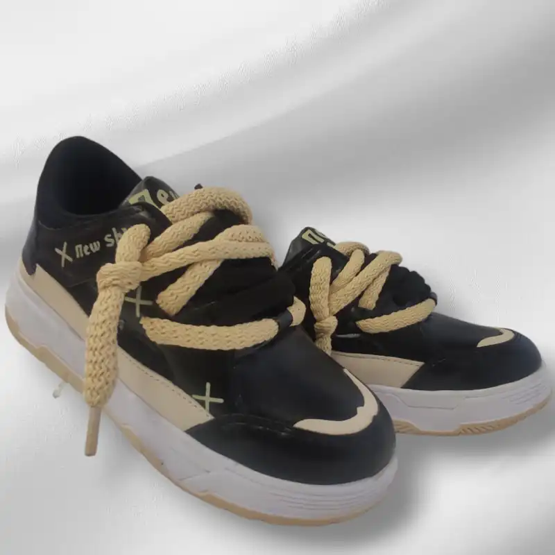 کفش پیاده روی بچگانه مدل بندی