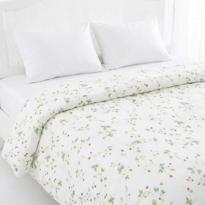 روکش لحاف پنبه انگلیش هوم مدل Strawberry دو نفره سایز 220x200 سانتی‌متر