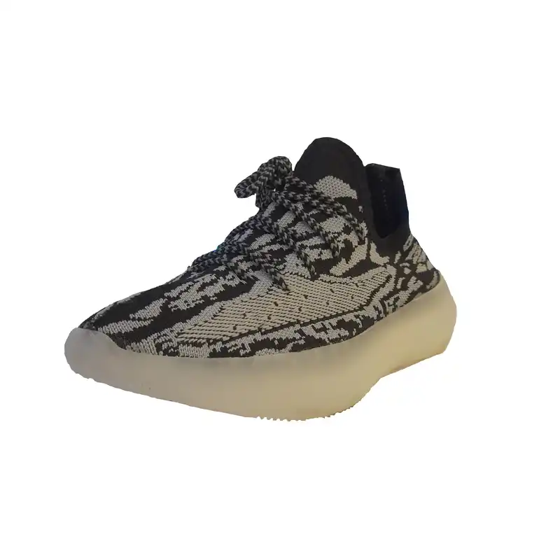 کفش پیاده روی مدل ییزی