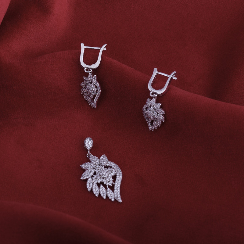 نیم ست نقره زنانه مدل AVN-N61