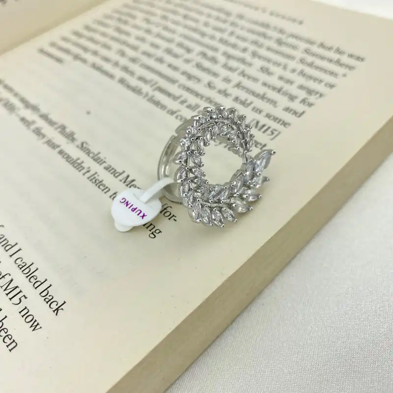 انگشتر زنانه ژوپینگ مدل گندمی کد R4237