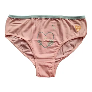 شورت زنانه مدل قلبی